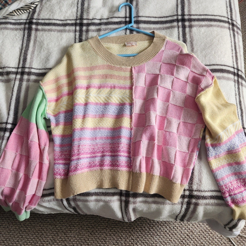 Colorful Patchwork Sweater - Picture 4 of 5